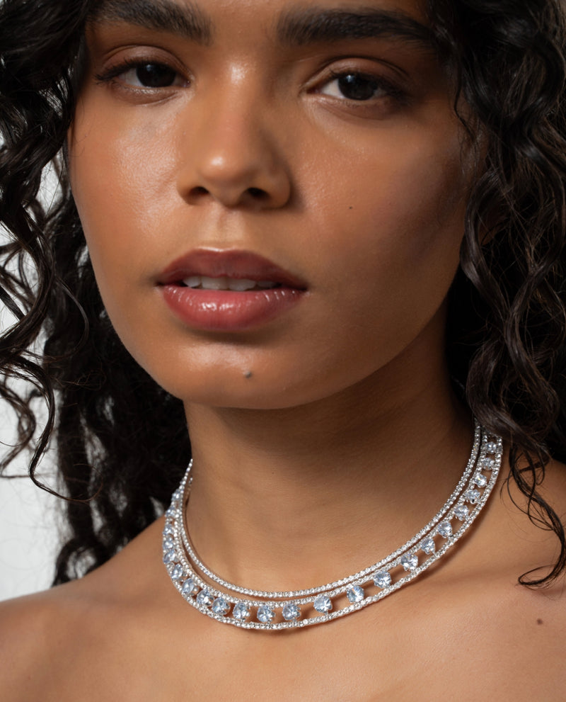 LEGACY CHOKER SILVER AND WHITE